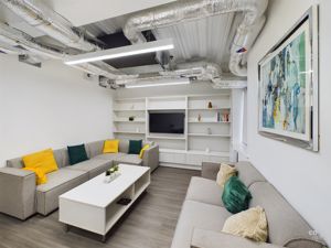communal living area - click for photo gallery